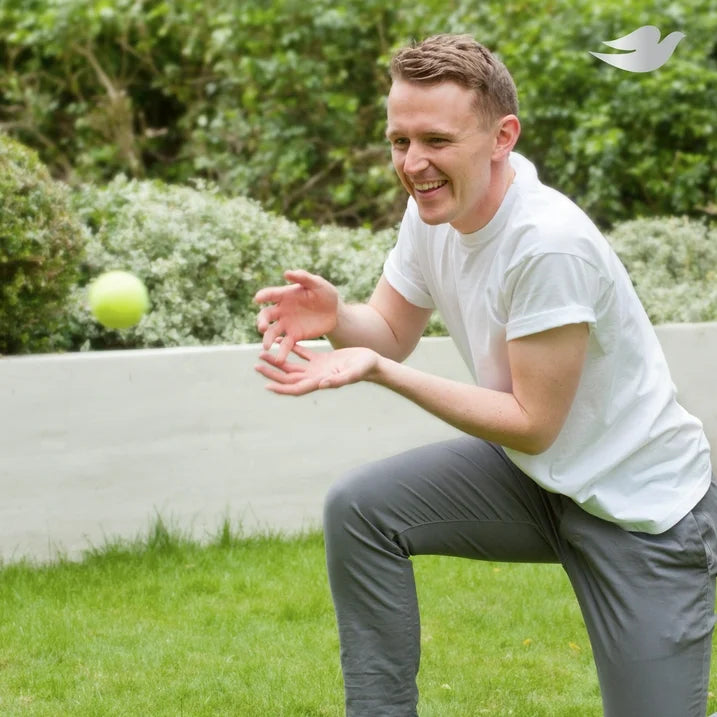 Dove Men+Care Long Lasting Antiperspirant Deodorant Dry Spray, Clean Comfort, 3.8 oz