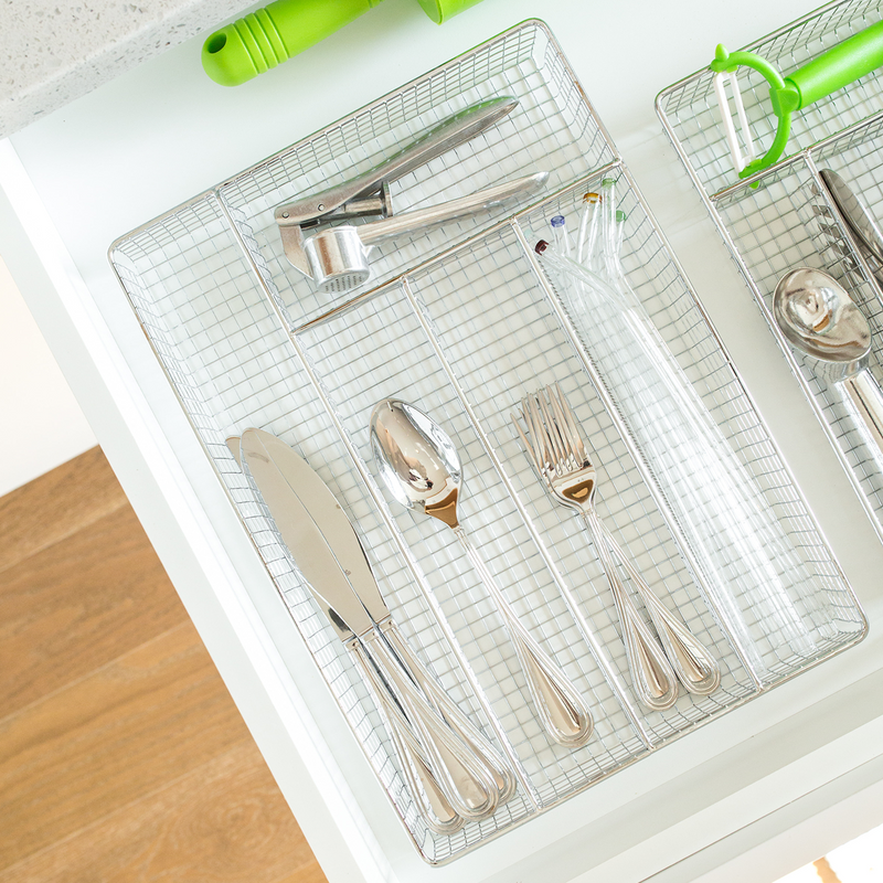 Better Houseware Cutlery Tray (Chrome)